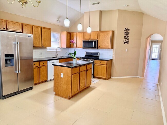 Building Photo - 23023 Canal Rd