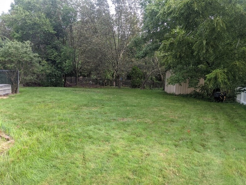 Building Photo - 189 Danielson Pike