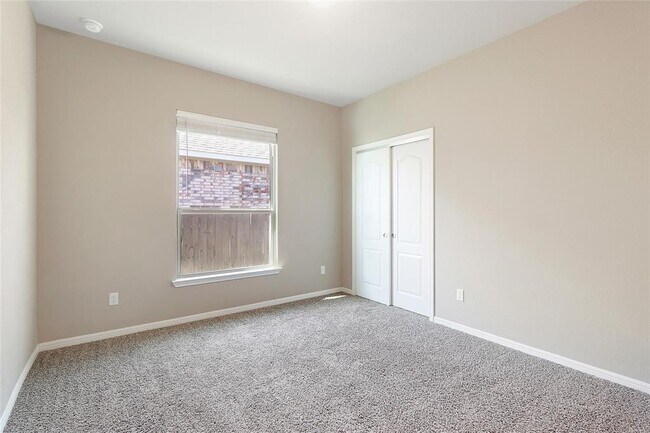 Building Photo - 205 Scenic Hills Cir