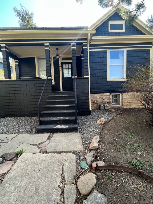 Primary Photo - 2473 20th St