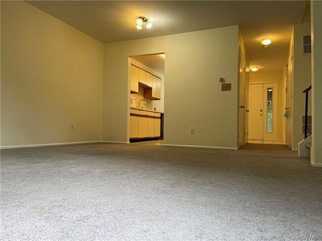 Building Photo - 100 Hillside Dr