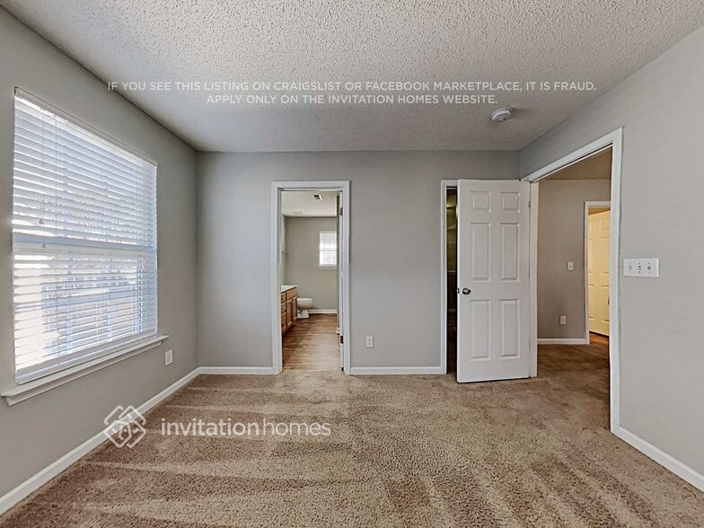 Building Photo - 15250 Leslie Brooke Rd