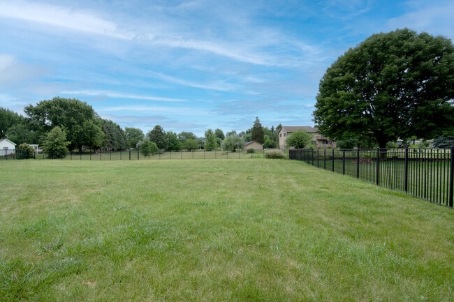 Building Photo - 24243 Graver Ln