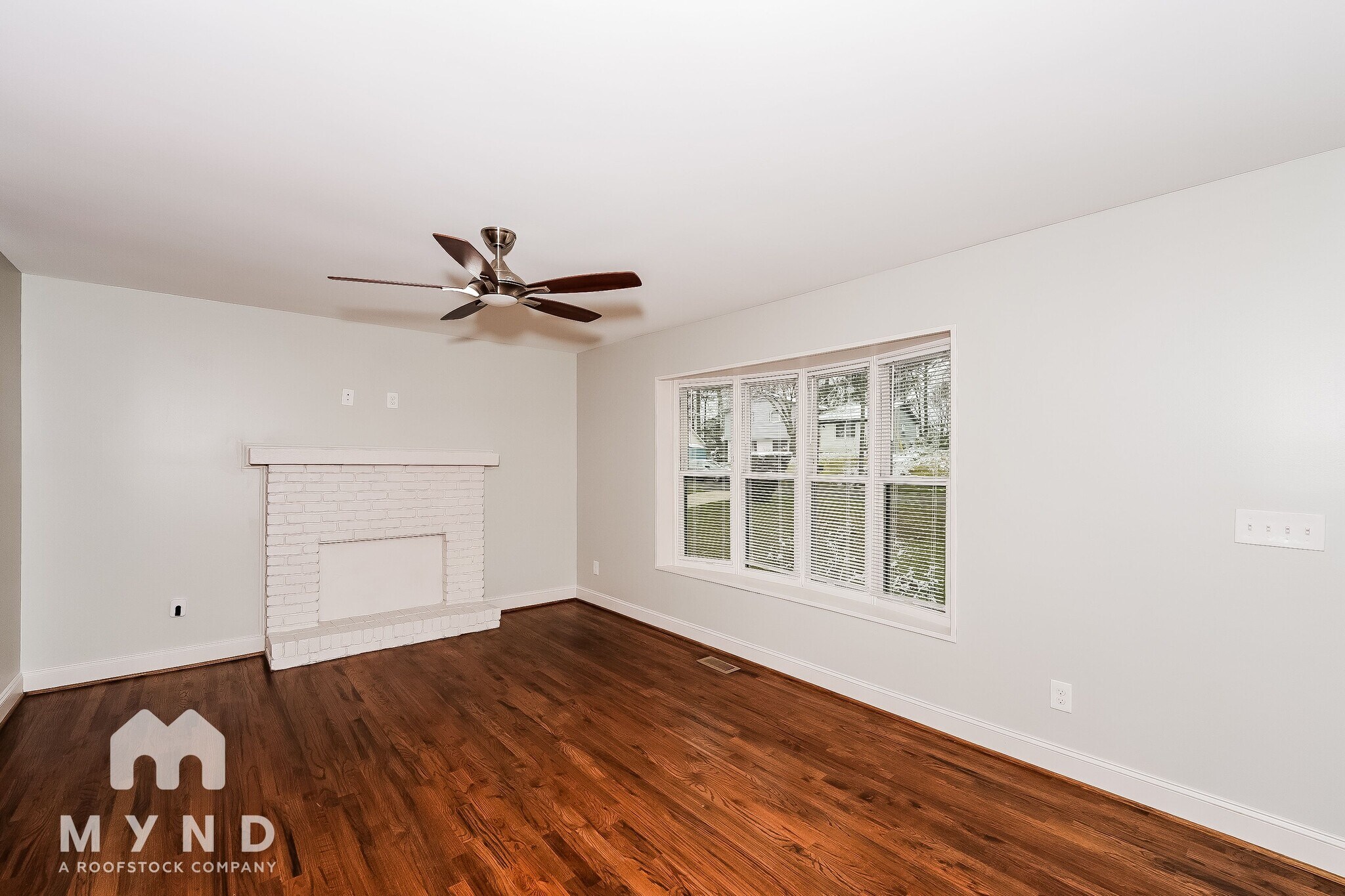 Building Photo - 5349 Cornell Dr