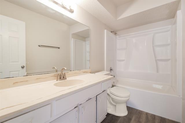 Building Photo - 1822 El Paso St