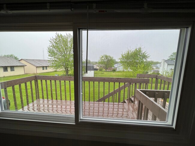 Building Photo - 5684 Windy Knoll Dr