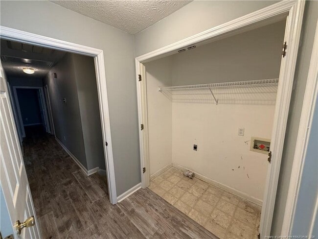 Building Photo - 637 Spy Glass Dr