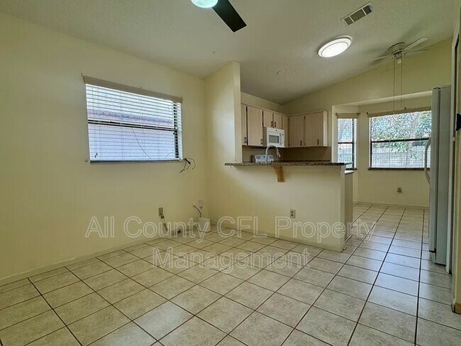 Building Photo - 2911 Woolridge Dr