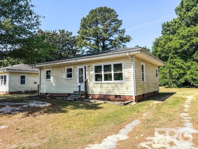 Building Photo - 1403 Clingman St