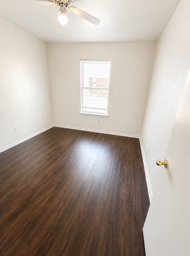 Building Photo - AVAILABLE NOW; APPLY TODAY AT OUR WEBSITE!!