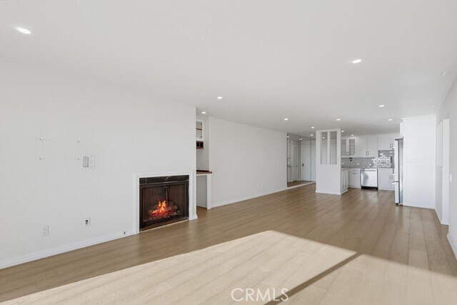 Building Photo - 3200 La Rotonda Dr
