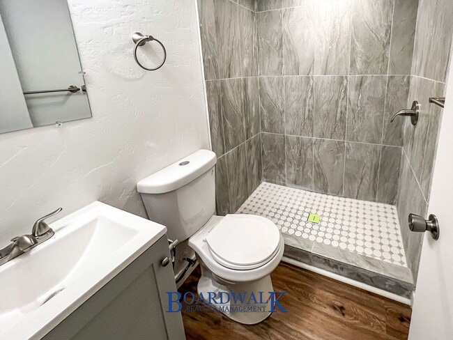 Building Photo - 1327 Illinois Ave