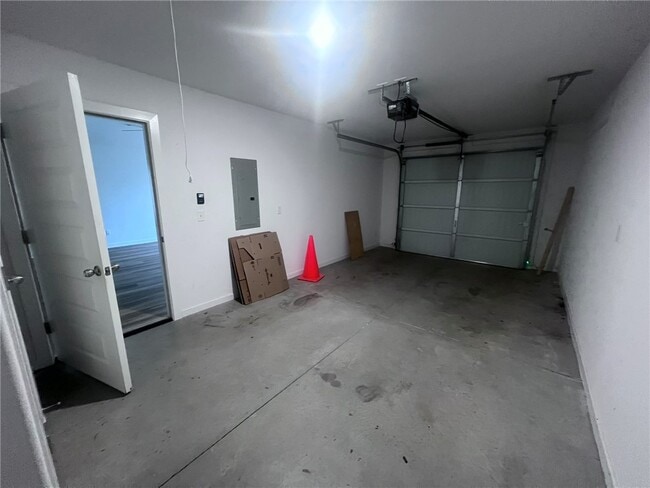 Building Photo - 2802 N Teresa Dr