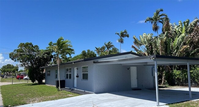 Primary Photo - 1524 S 24th Ct