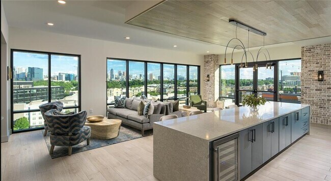 Building Photo - 400 Bishop St NW