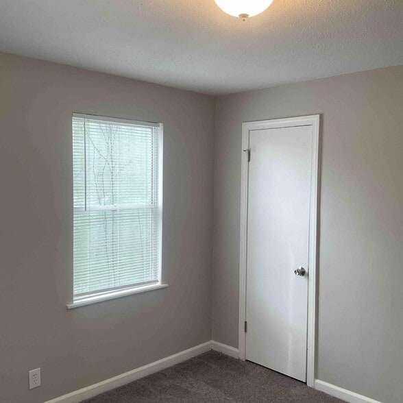 Building Photo - 7229 Virginia Ave