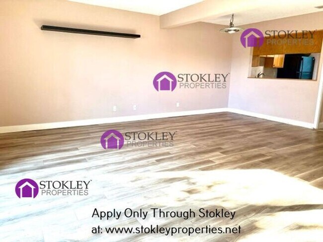 Building Photo - 1354 Tree Garden Pl