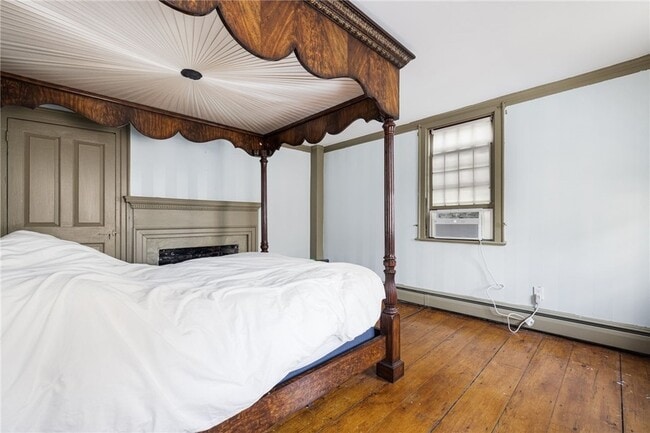 Building Photo - 73 Thames St