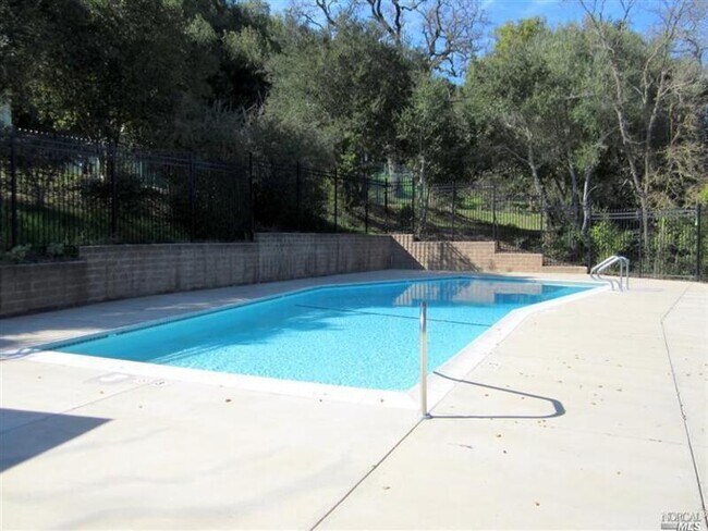 Building Photo - 110A Oliva Ct