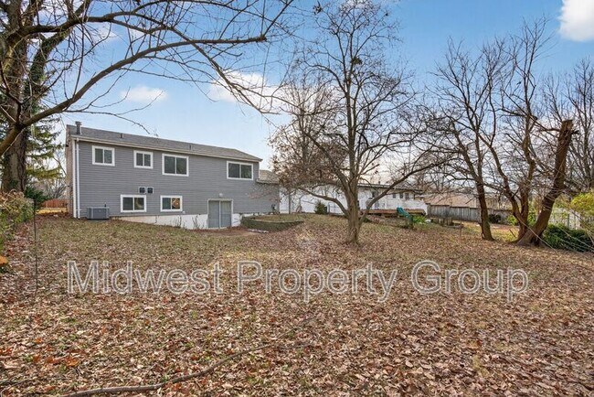 Building Photo - 1165 Derhake Rd