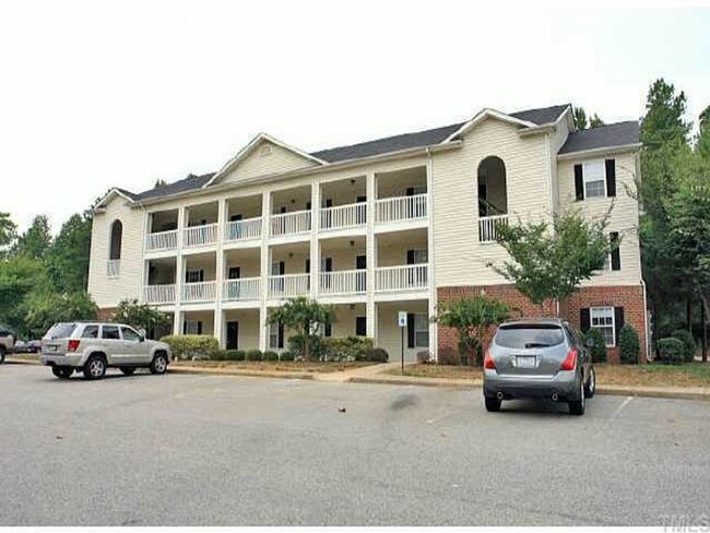 Primary Photo - *Move In Special* 3 Bed | 2 Bath Condo nea...