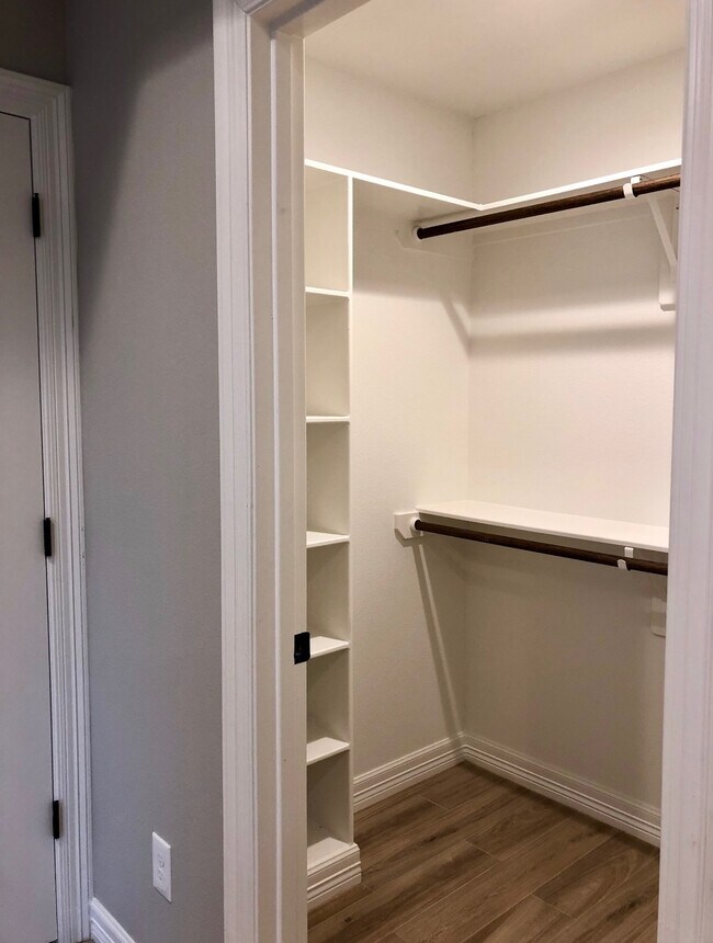 Building Photo - 3609 Park Drive Ste A