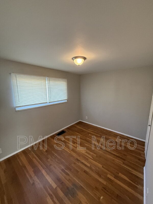 Building Photo - 1729 Keelen Dr