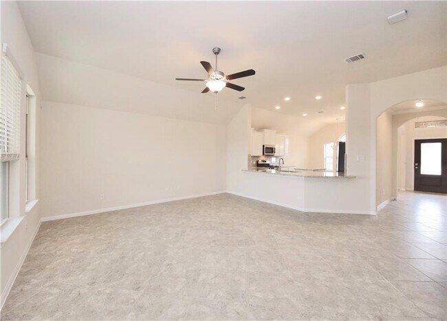 Building Photo - 1250 Chad Dr