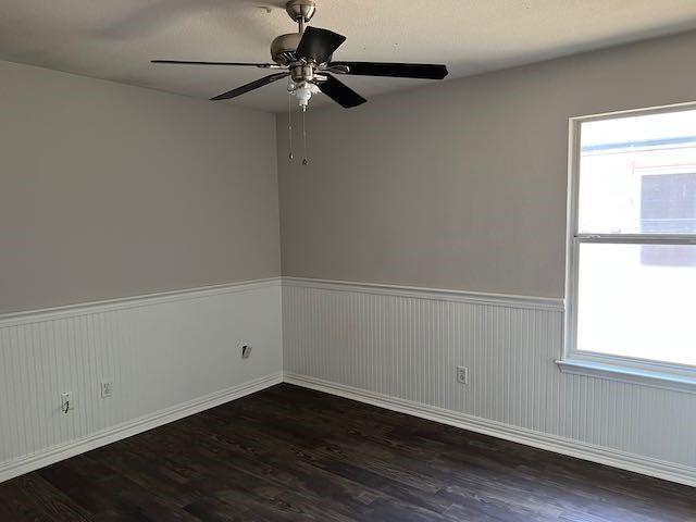 Building Photo - 140 Fall Creek Dr