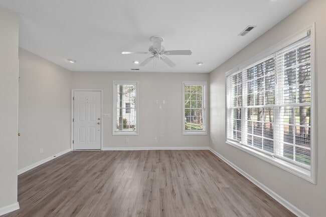 Building Photo - 1713 Kudrow Ln