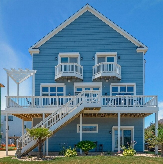 Building Photo - 811 N 1st St