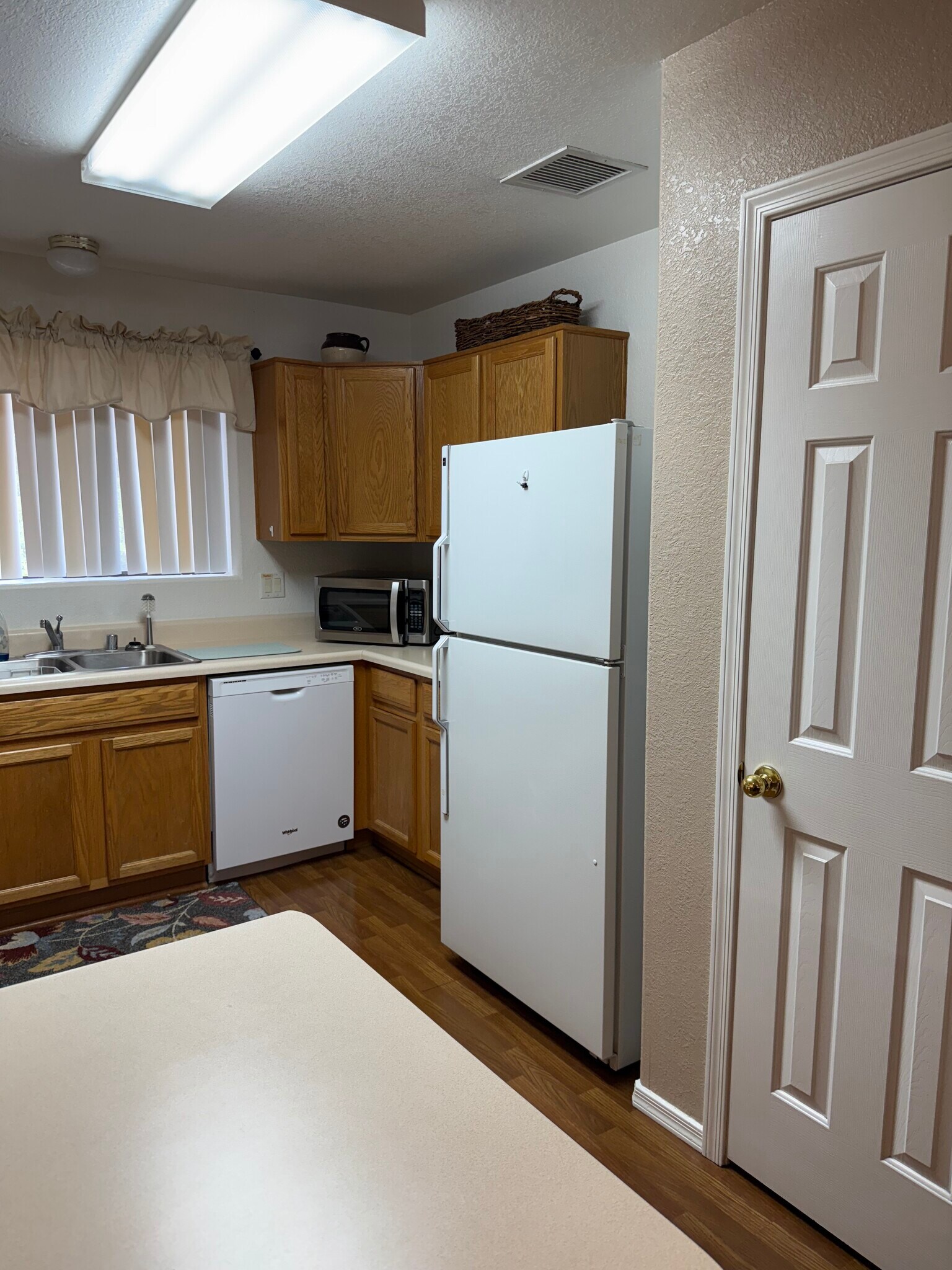 Large Pantry - 1730 Via Riata