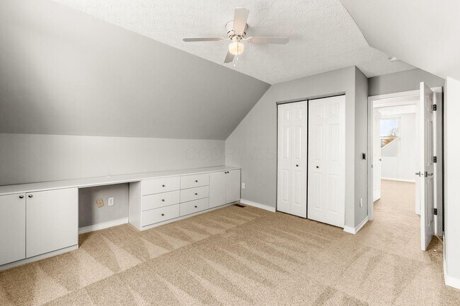 Building Photo - 135 Hancock St