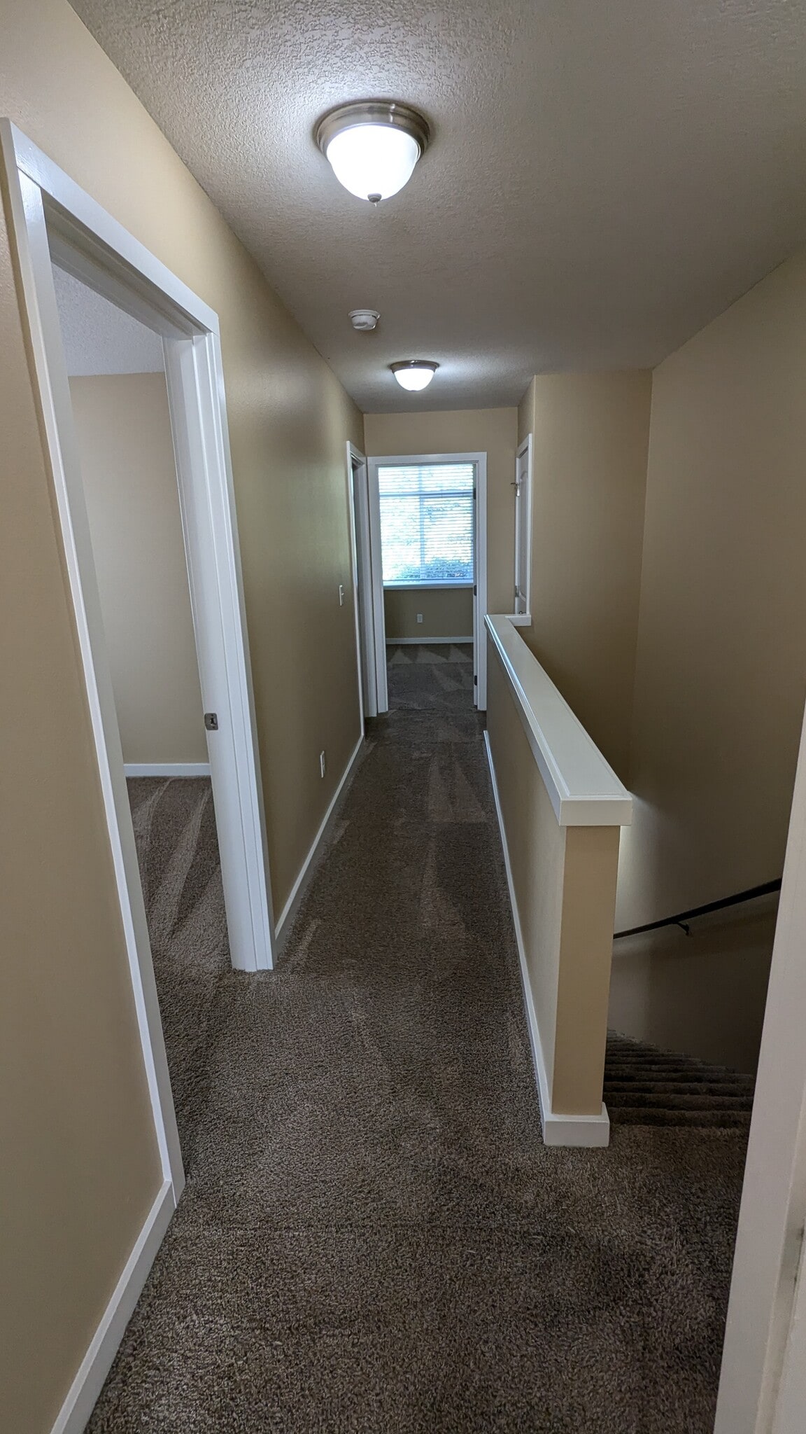 Building Photo - 10465 NE 5th Cir