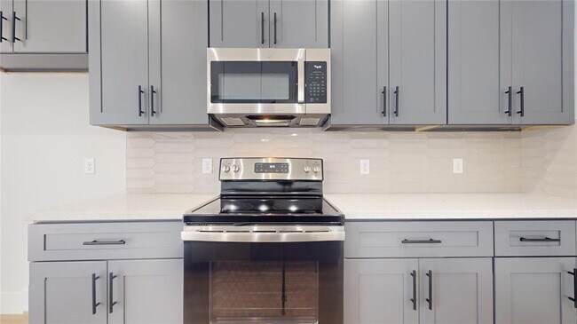 Building Photo - 12254 Kirkgard Dr