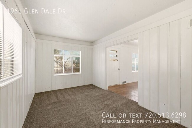 Building Photo - 1961 Glen Dale Dr