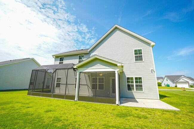 Building Photo - 3556 Castleoak Dr
