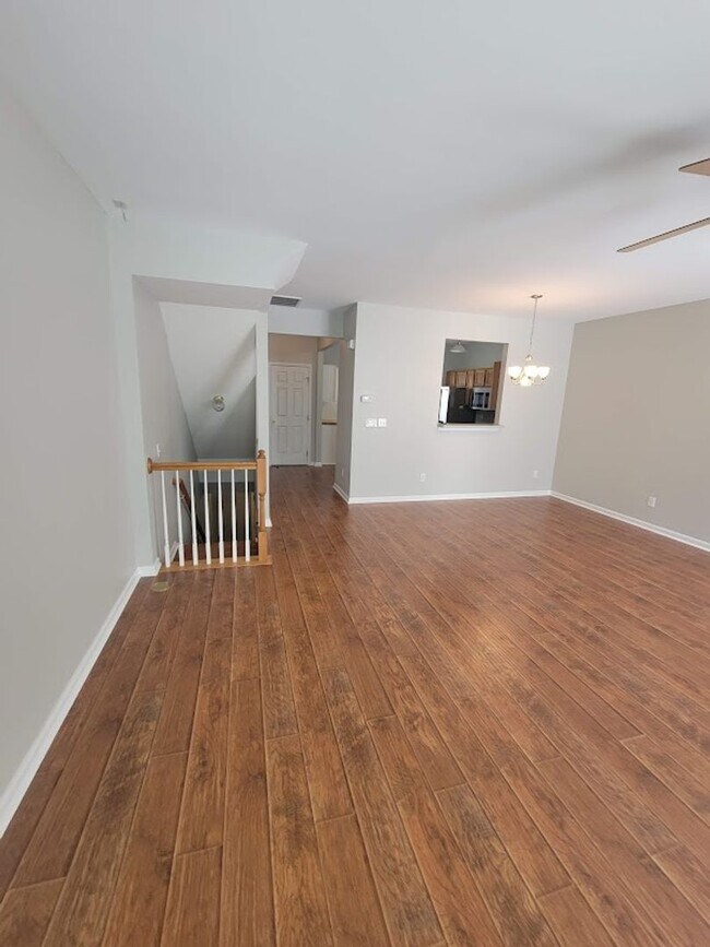 Building Photo - Huntersville Townhouse located in Rosedale!