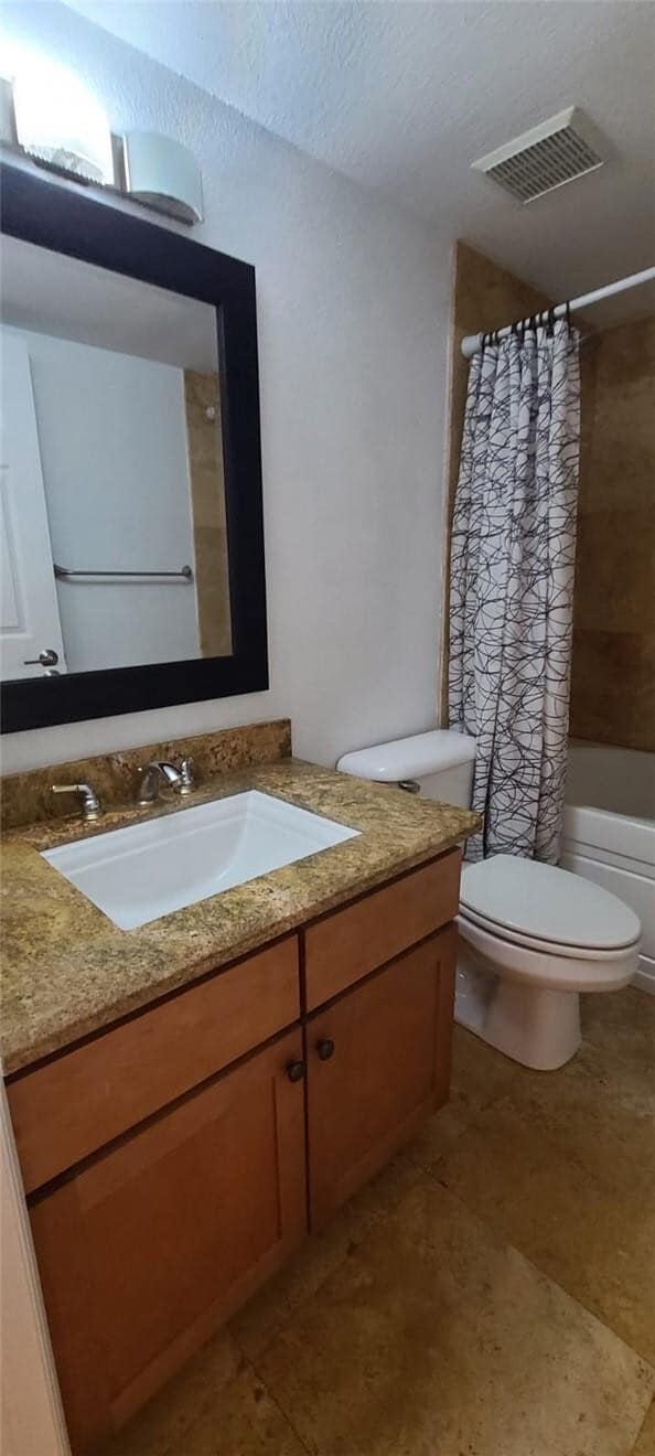 Building Photo - 735 NW 1st Ave