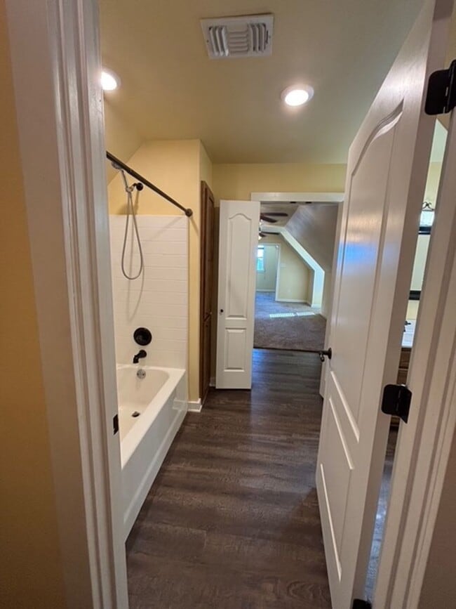 Building Photo - 6881 FM 1387