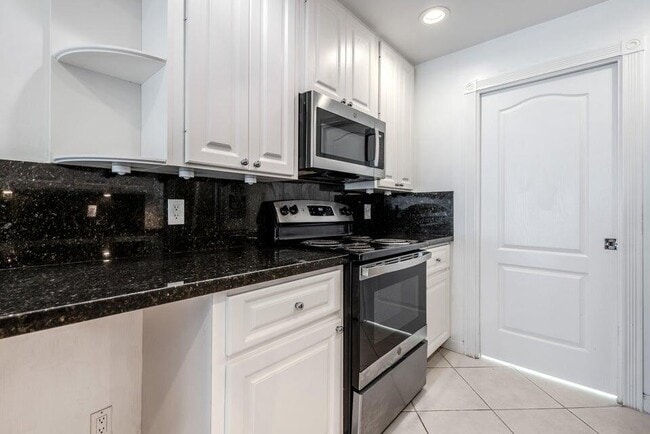 Building Photo - 2151 Tigris Dr