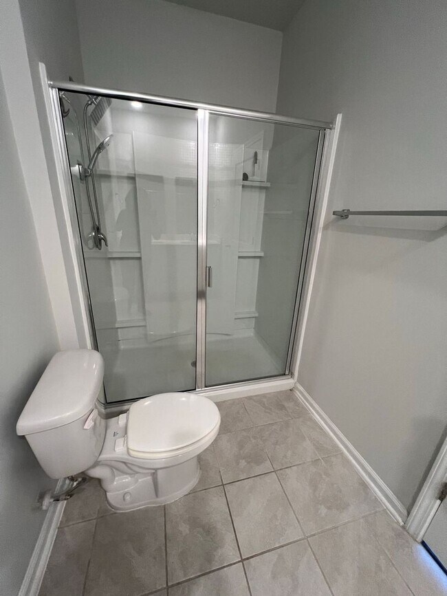 Building Photo - 3BD/ 2BA house in Forestbrook Cove