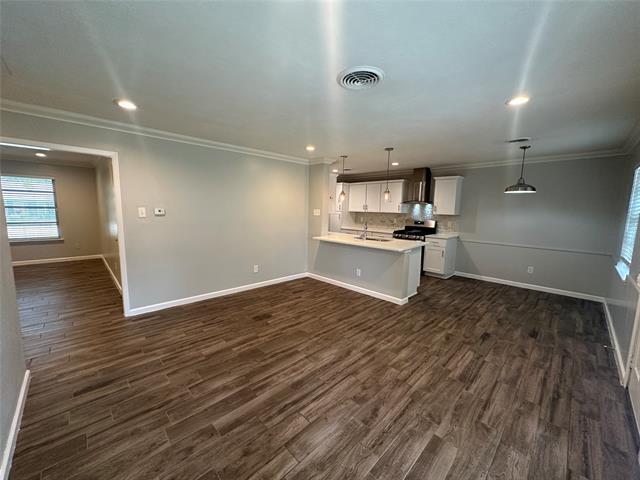 Building Photo - 102 Brookwood Dr