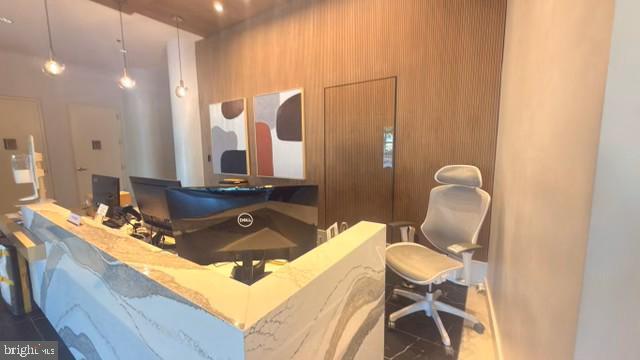 Building Photo - 5750 Bou Ave