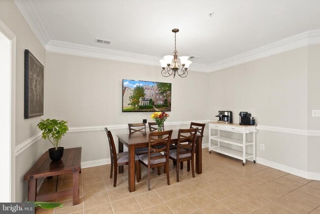 Building Photo - 2238 Margraf Cir