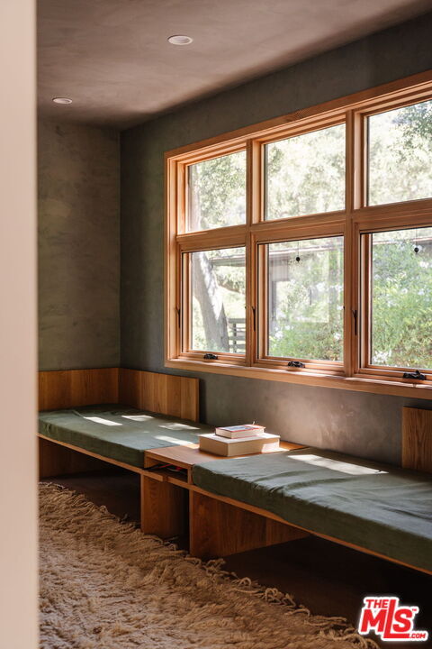 Building Photo - 1149 Old Topanga Canyon Rd