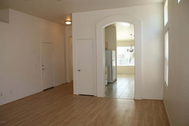 Building Photo - DESERT FOOTHILLS VILLAS TOWNHOUSE