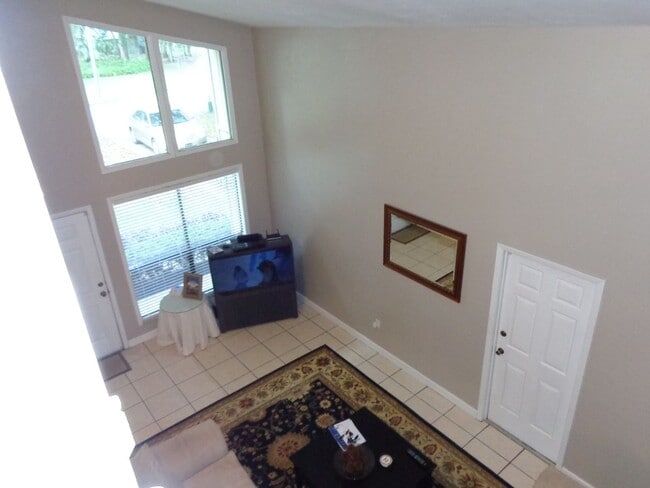 Building Photo - 3BR/2BA Home with Bonus/Game Room in Quiet Residential Neighborhood
