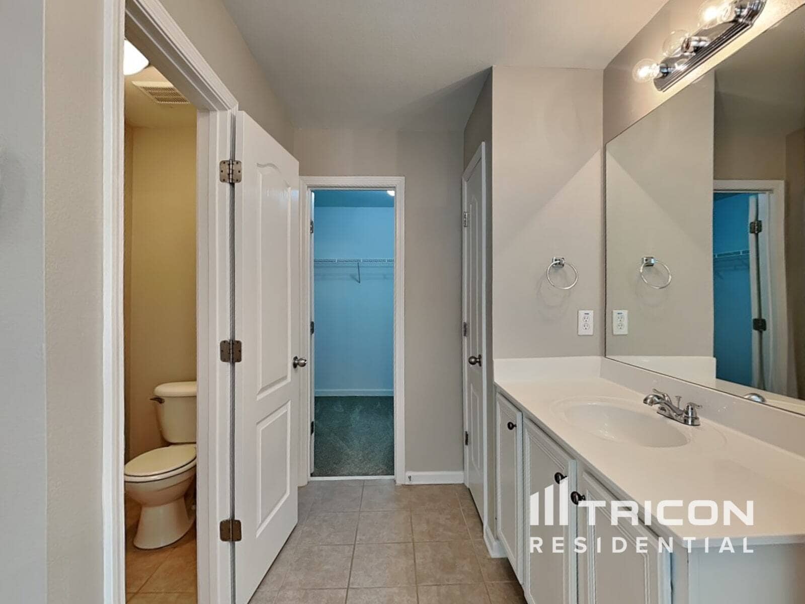 Building Photo - 9607 Rushmore Cir