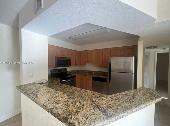 Building Photo - 5112 NW 79th Ave